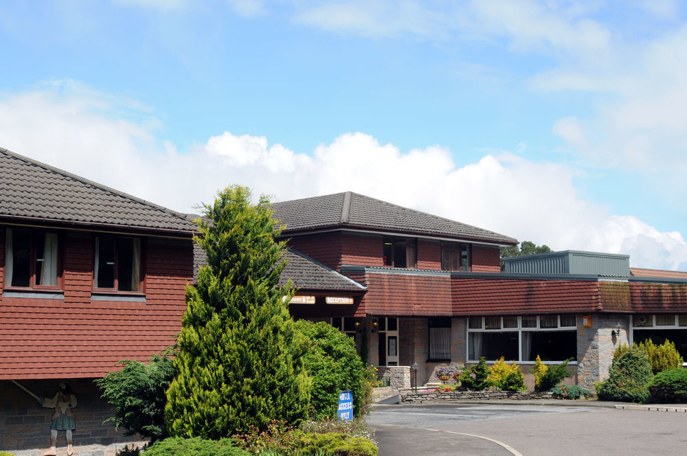 Highlander Hotel ‘A Bespoke Hotel’ Newtonmore Buitenkant foto