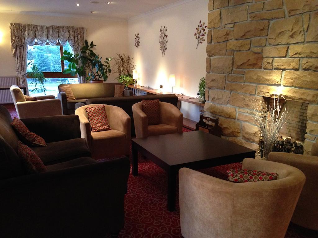 Highlander Hotel ‘A Bespoke Hotel’ Newtonmore Buitenkant foto